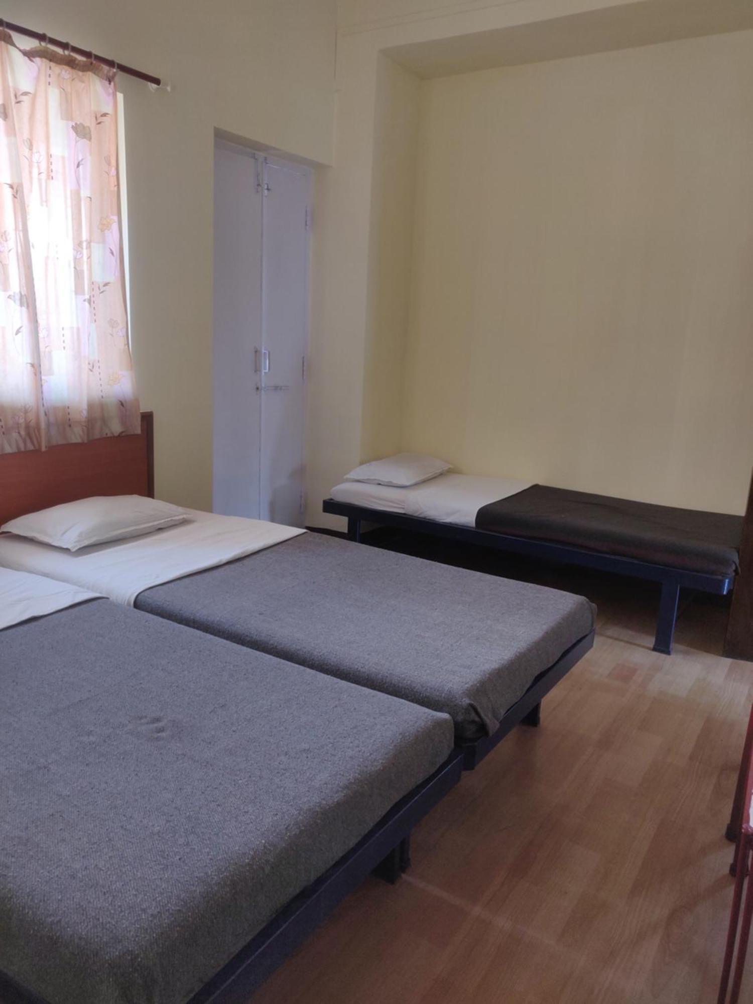 Hotel Parth Residency Kolhapur Extérieur photo